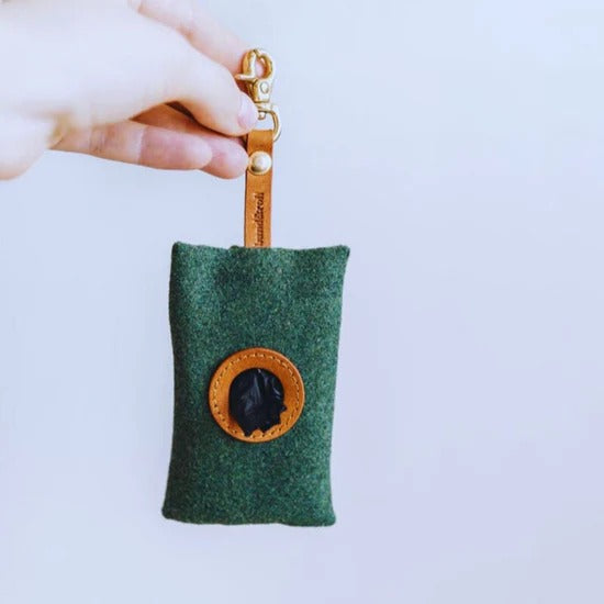 Felt dispenser for dog waste bags